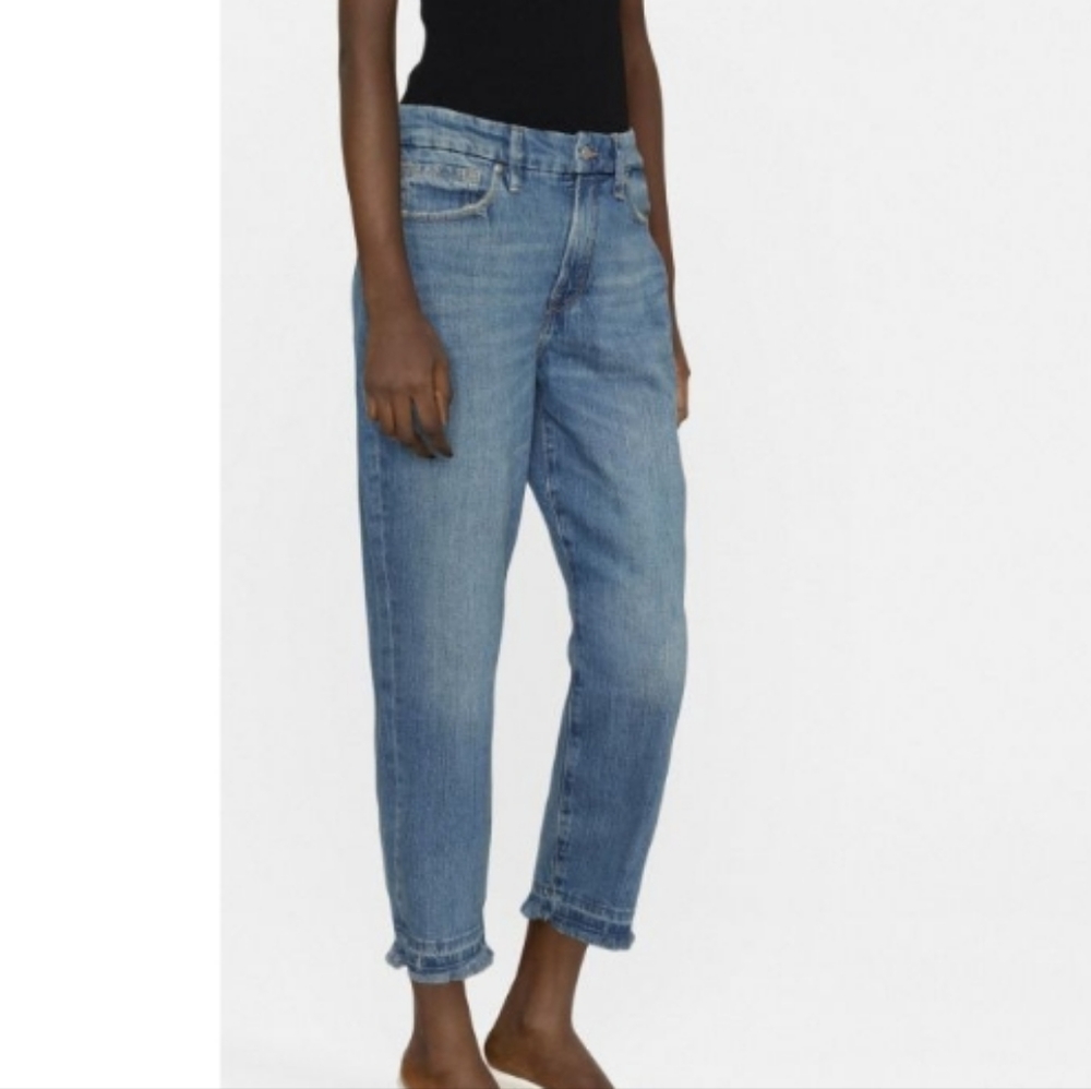 NWT Good American Good Girlfriend Crop jeans